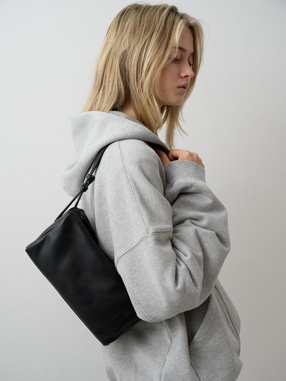 [3차 12/30예약배송] 빈티지 캐빈 백 미디엄_black