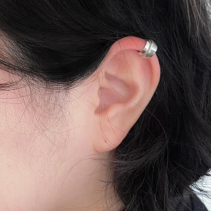 fold small silver ear cuff (폴드 스몰 실버 이어 커프)
