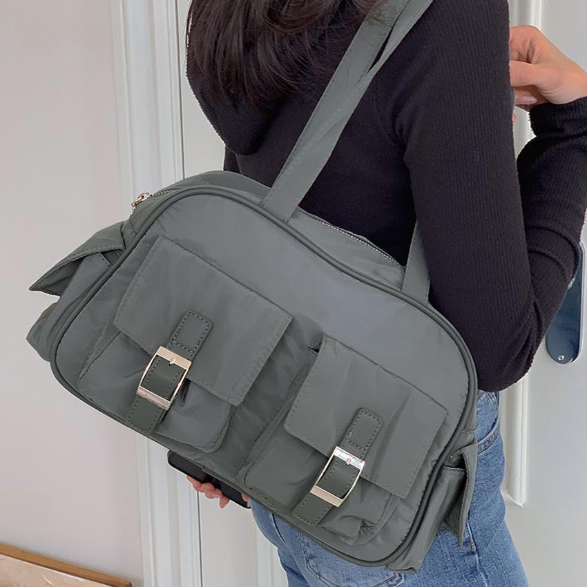 에이어패럴 🔥주문폭주/봄신상🔥나일론 버클 포켓 숄더백 여행 볼링백 더플백 보부상 보스턴백 졸업식 개강룩 신입생 아이패드 노트북 가방 노란색 대학생 직장인 트래블 스쿨백 휴양지 AB023