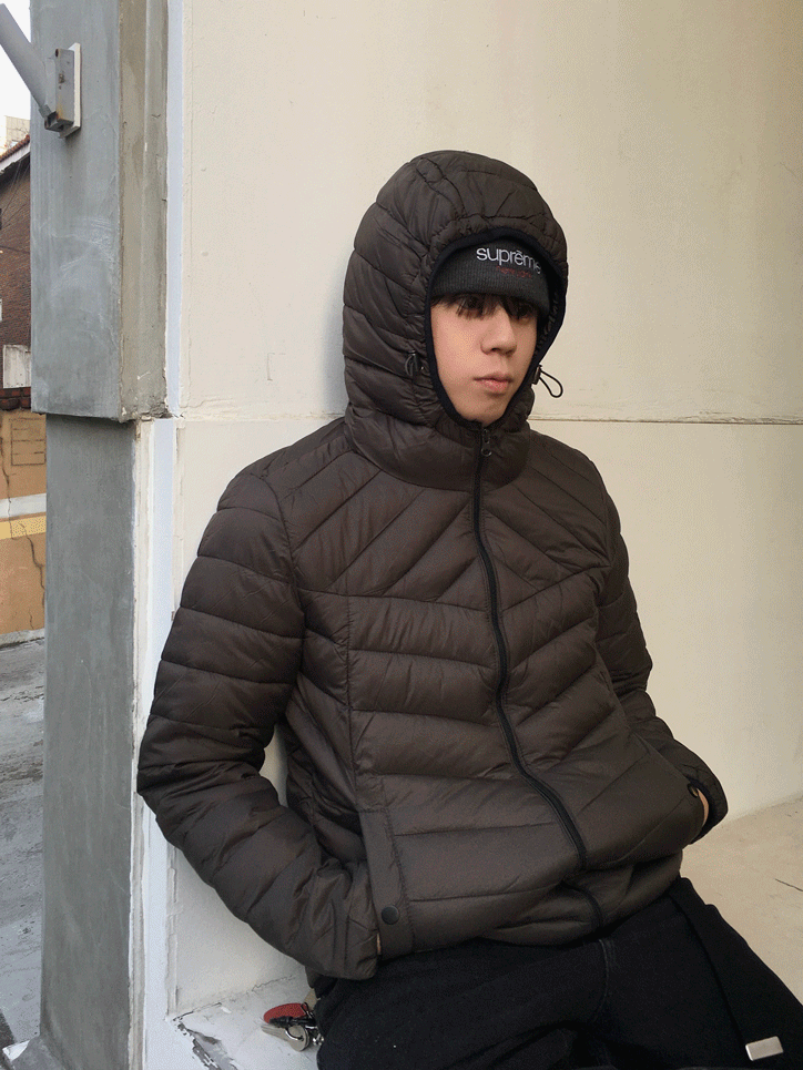 [한정수량 49900원//재고 소진시 판매종료] 콤팩트 라이트 경량 패딩 (3 Color)
