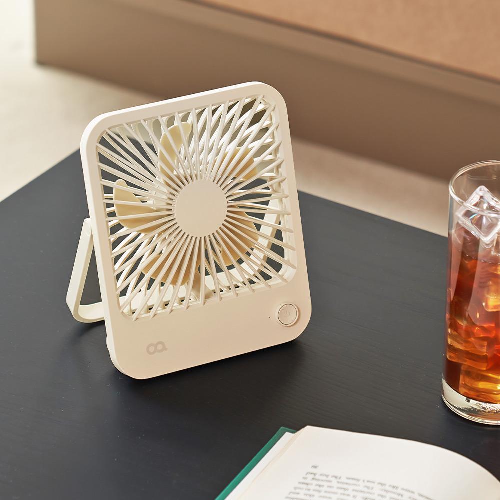 [사무실용 추천] 오아 스퀘어 미니 탁상용 무선 선풍기 USB 소형 선풍기
