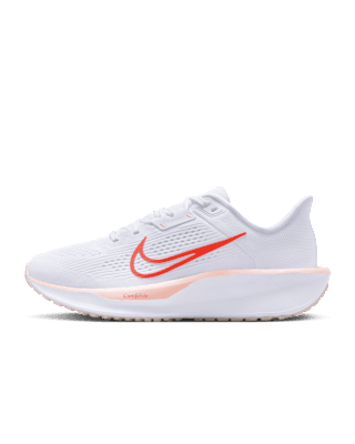 Nike Quest 6