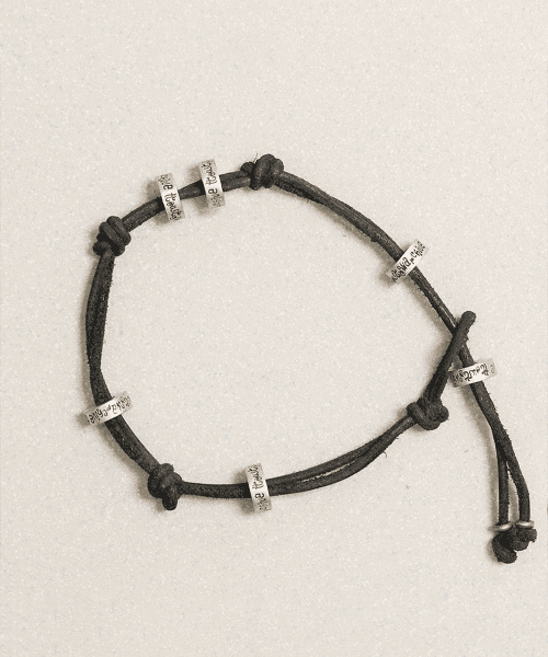 몬다 레더 팔찌 블랙