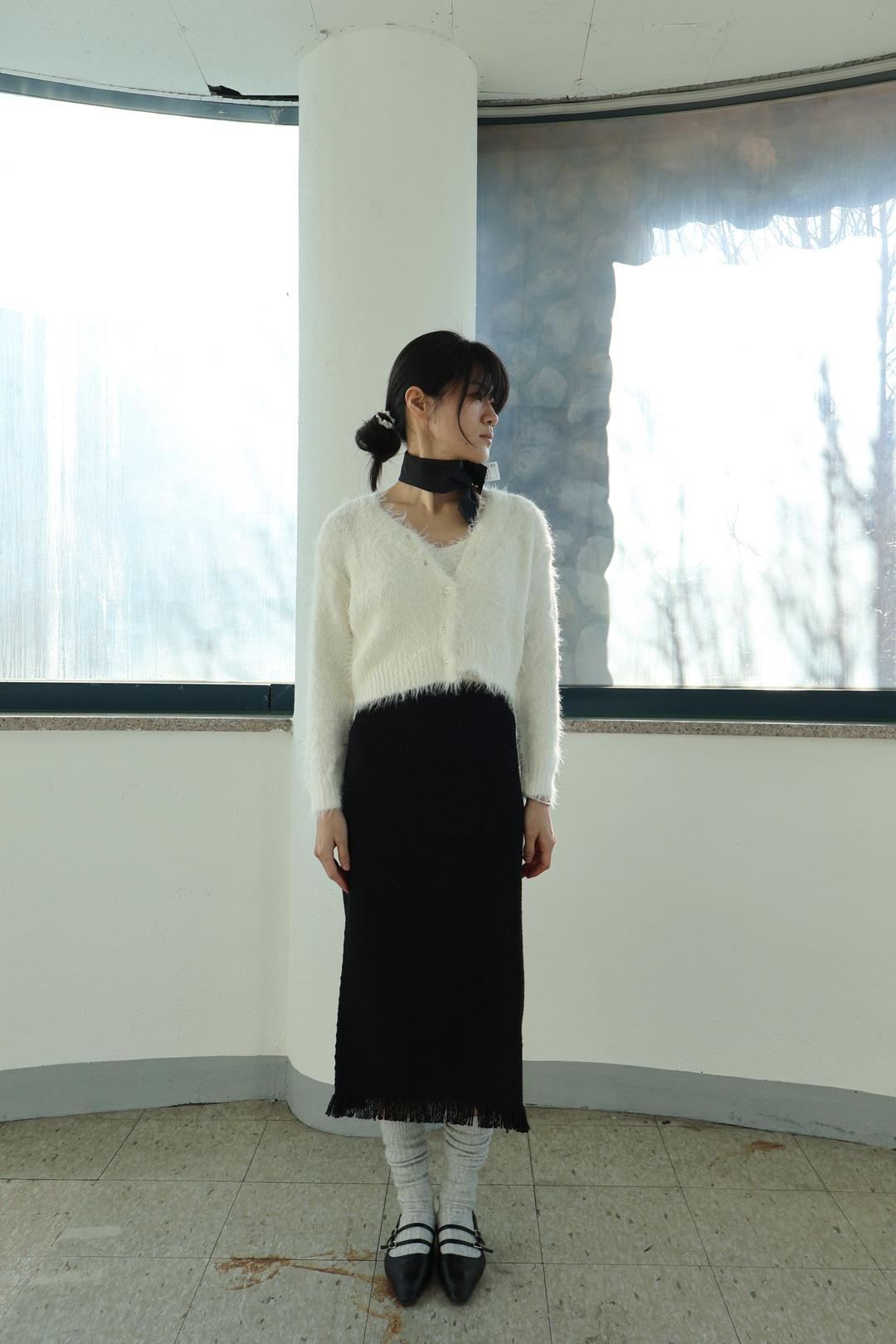wool tassel skirt (black) 울 테슬 스커트