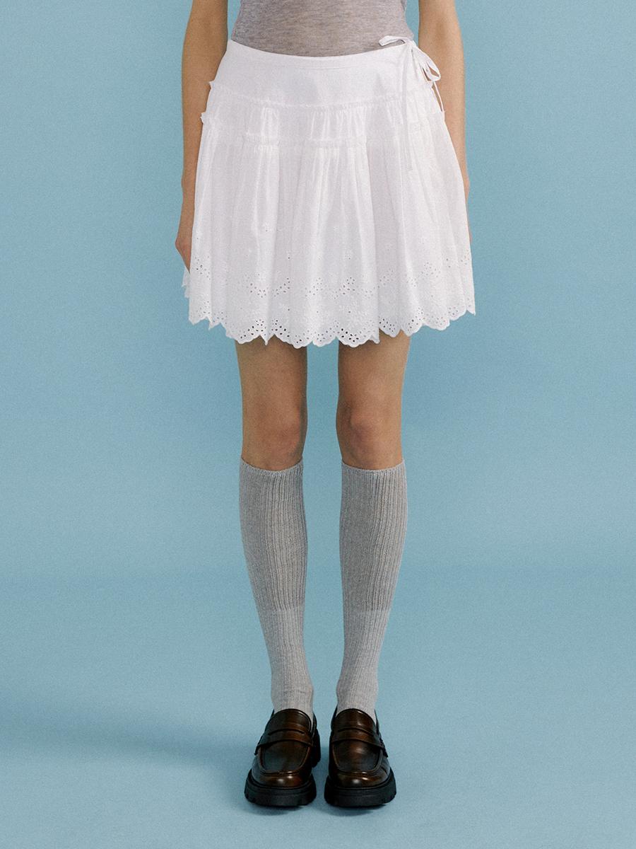 [B-GRADE] [Basic Length] Flower Embroidery Ruffle Skirt (White)