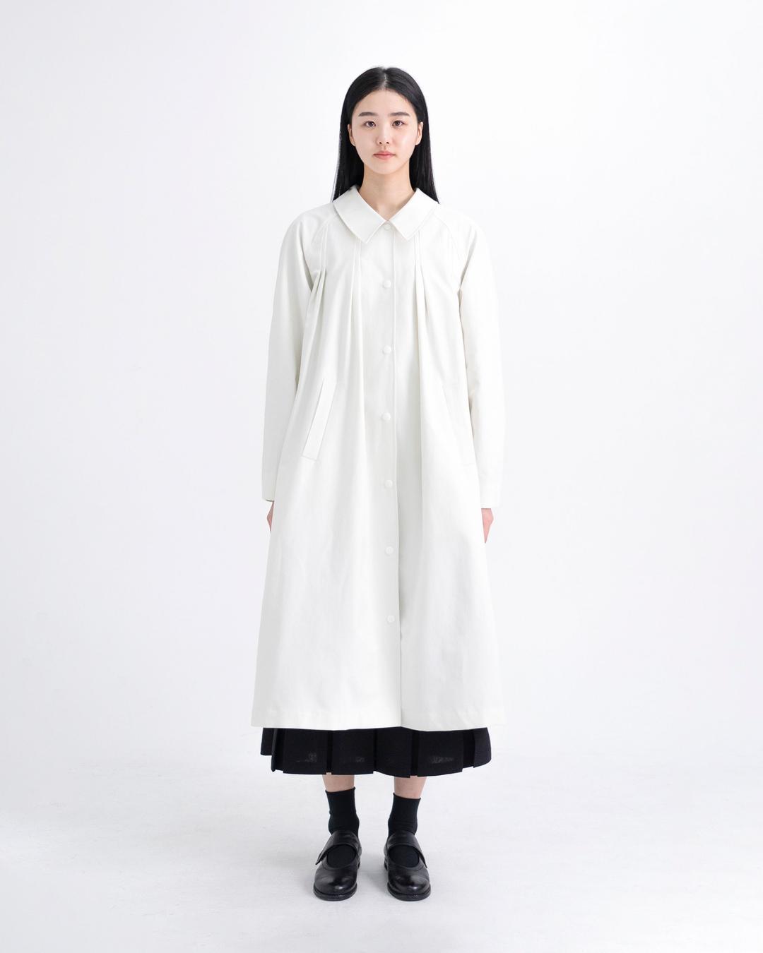 pleats annie trench coat