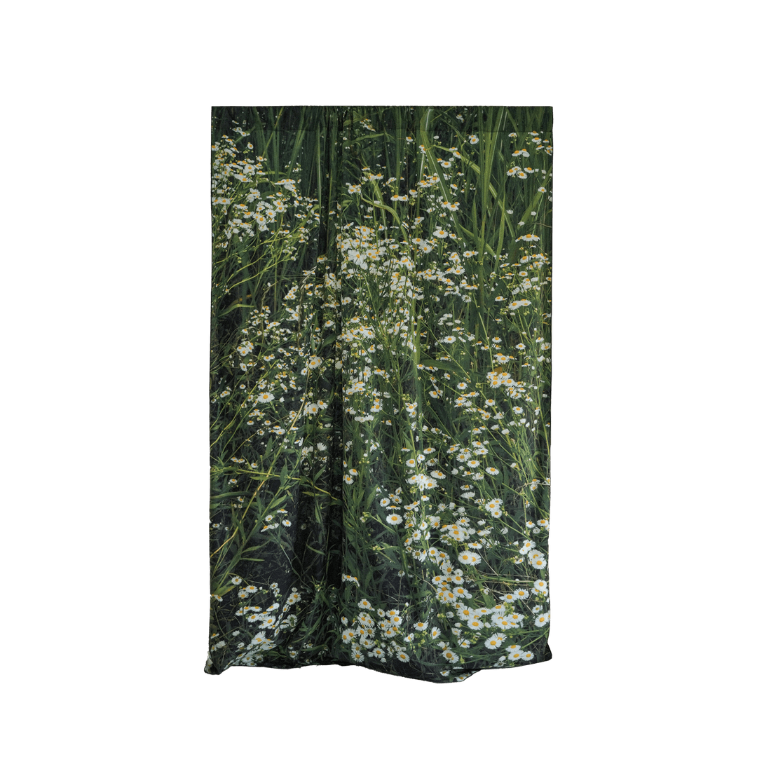 green grassy curtain