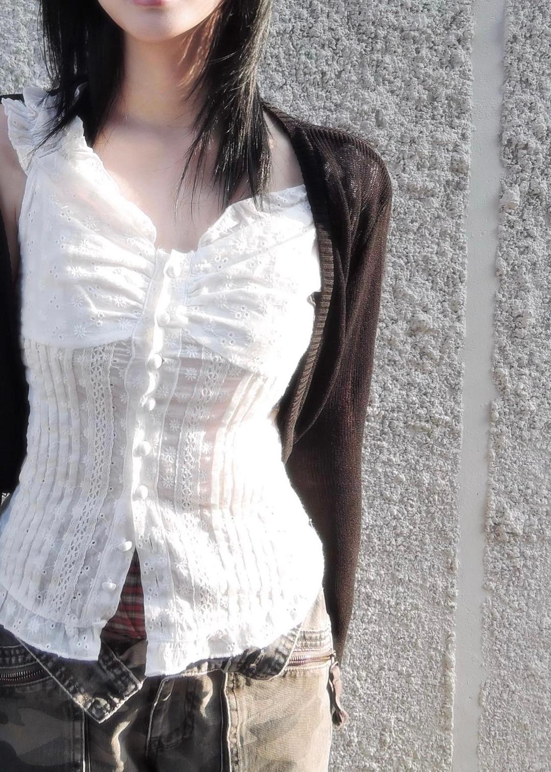 FLOWER LACE BLOUSE SLEEVELESS
