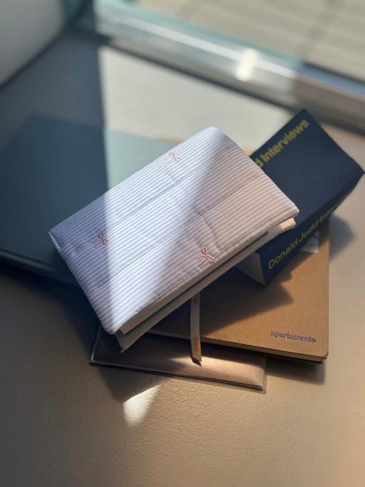 [특별한선물]리본 스트라이프 누빔 책 다이어리 북커버