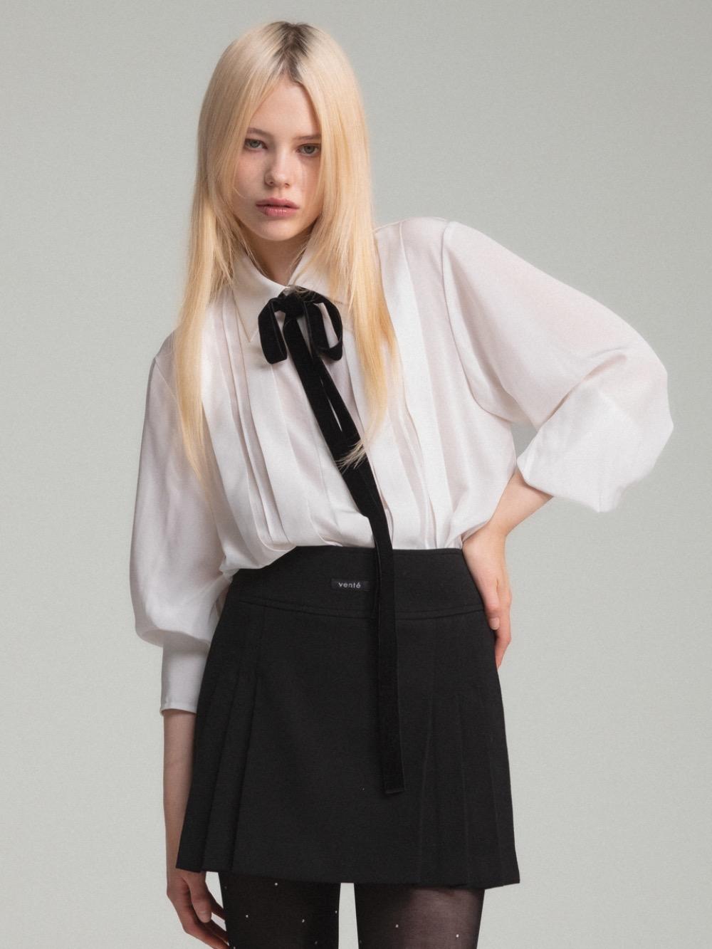 100% Silk classic pintuck shirt with ribbon
