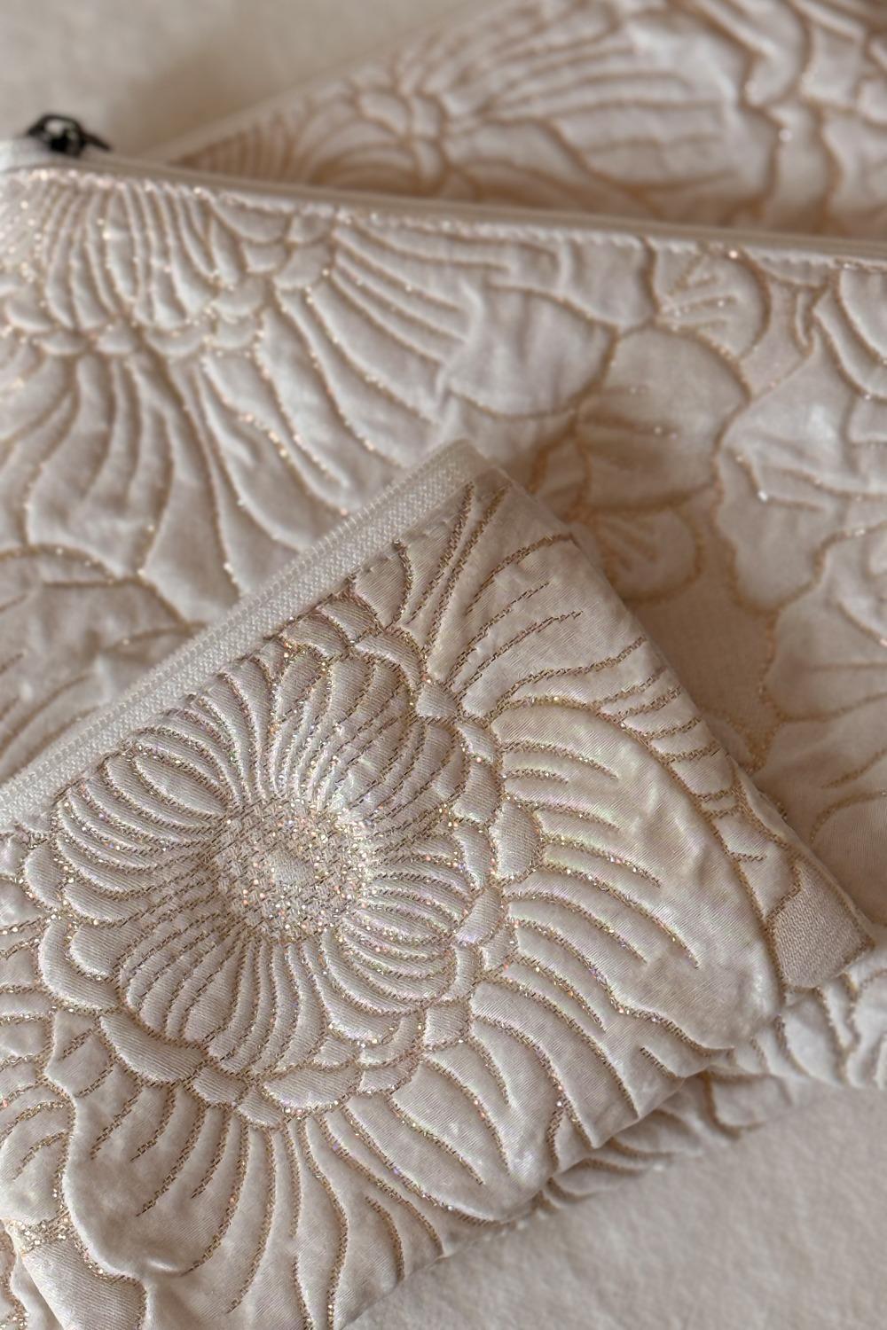 금장미 자카드 파우치