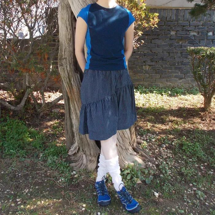 STRIPE ASYMMETRY SKIRT DARK LAKE