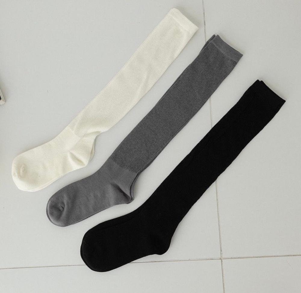 시스루 미디 삭스