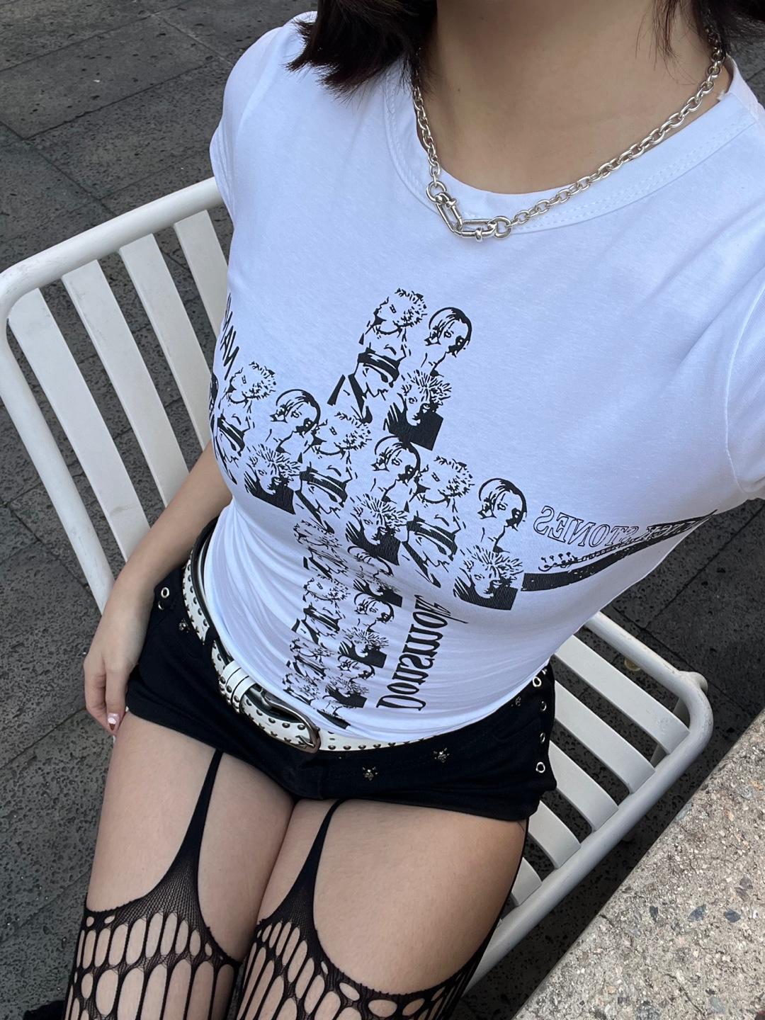 626 Nana Cross T