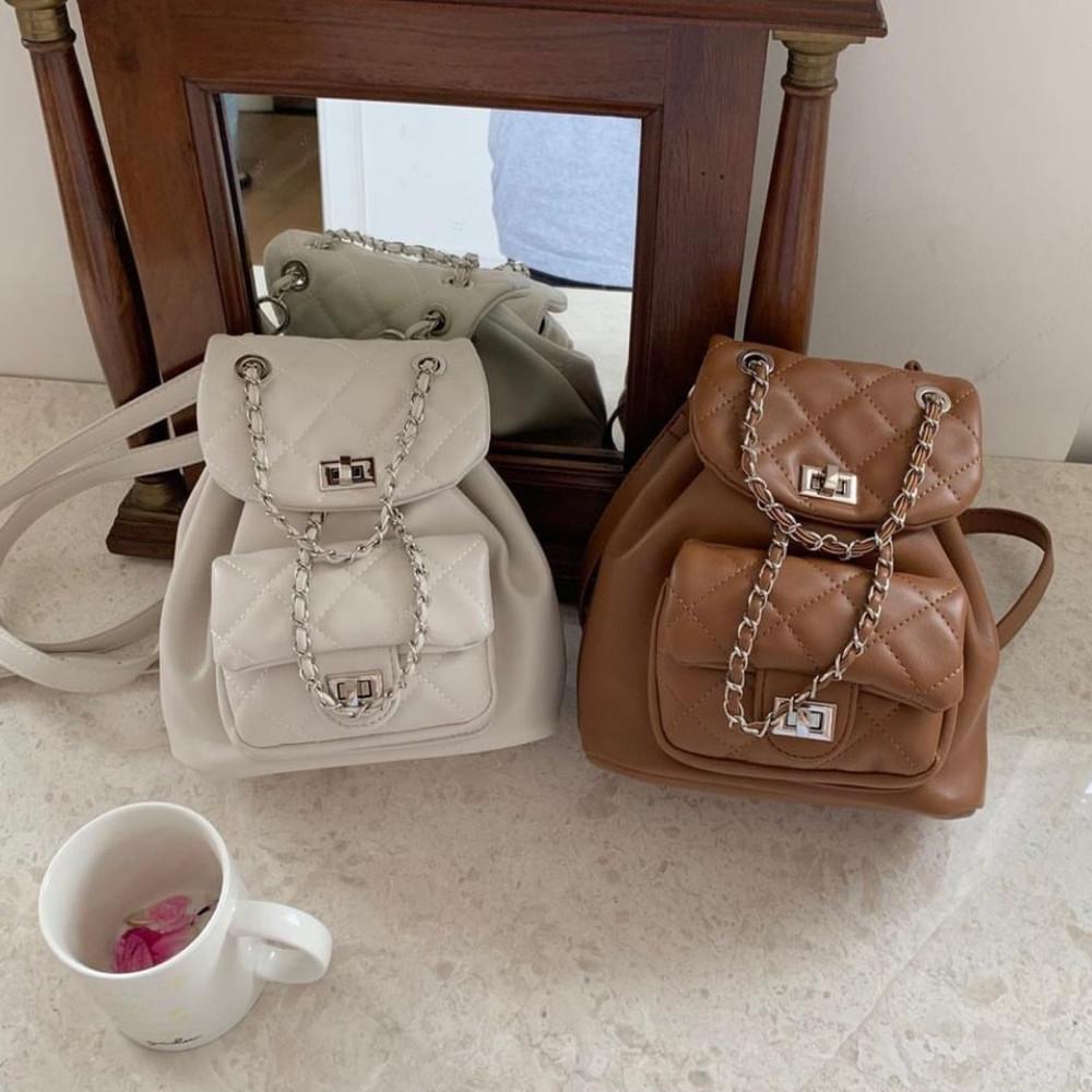 미니 복조리 체인 퀄팅 백팩