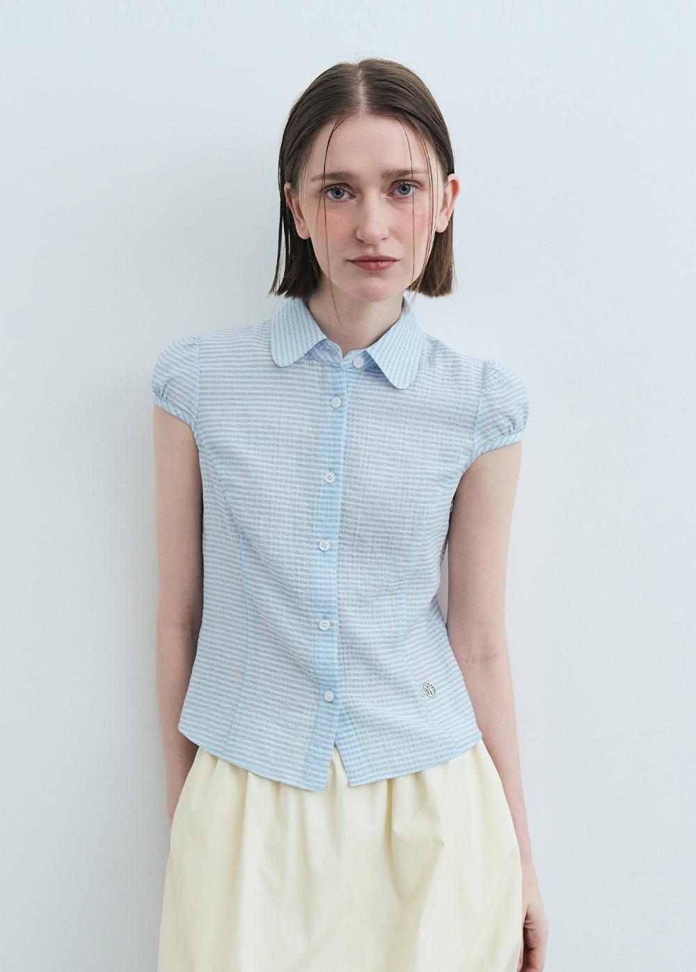 W CIRCLE LOGO CAP SLEEVE SHIRT blue