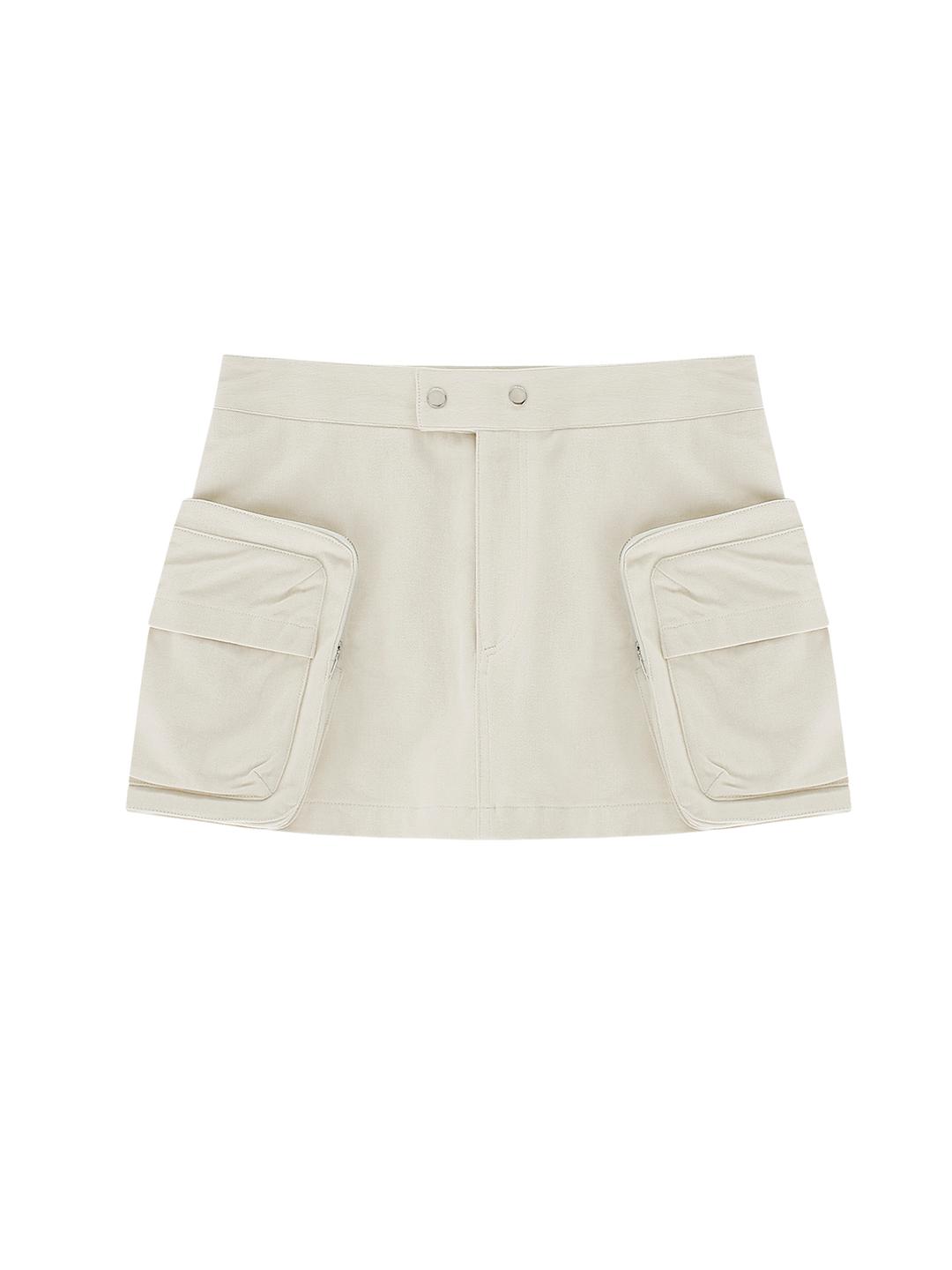 (10/16 PRE ORDER) Fluffy Cargo Mini Skirt Pants Ivory