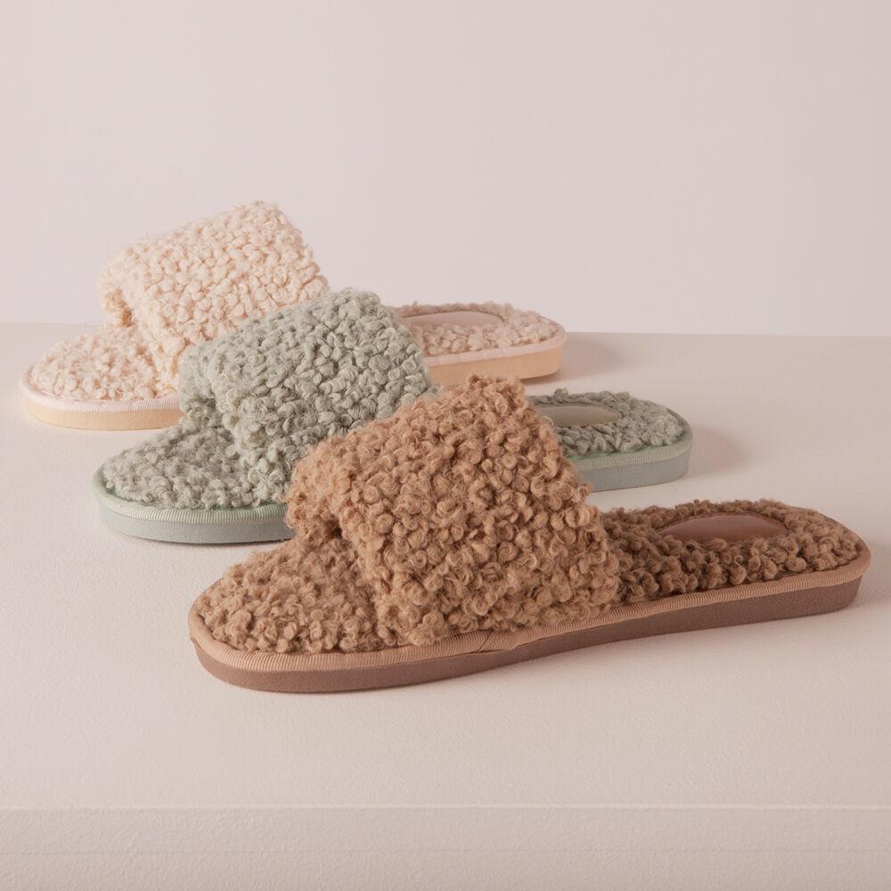 이안비즈 양털 뽀글이 실내 털 퍼 슬리퍼