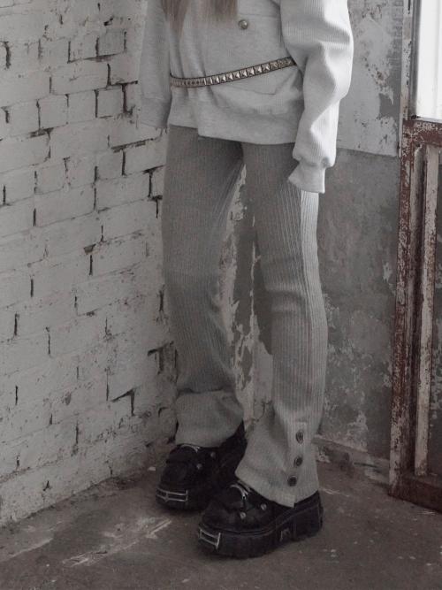 이지 버튼 슬림 팬츠 (멜란지 그레이)