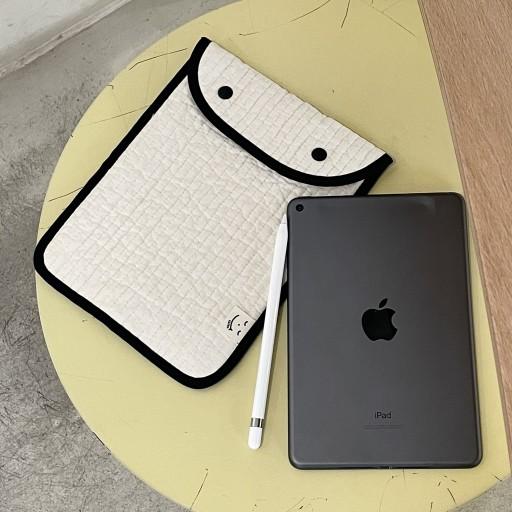 쩜이삼오 NEW🖤 누빔 똑딱이 파우치 2 SIZE