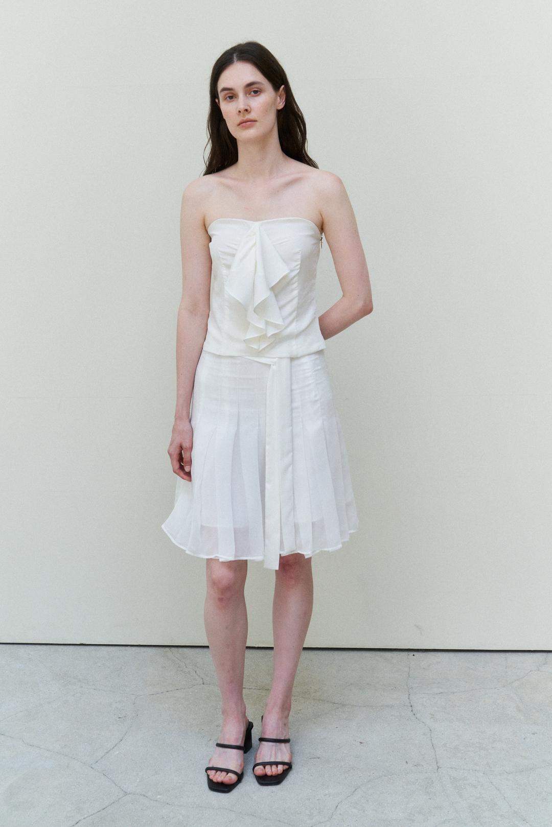 SHEER PLEATS BELTED SK / WHITE