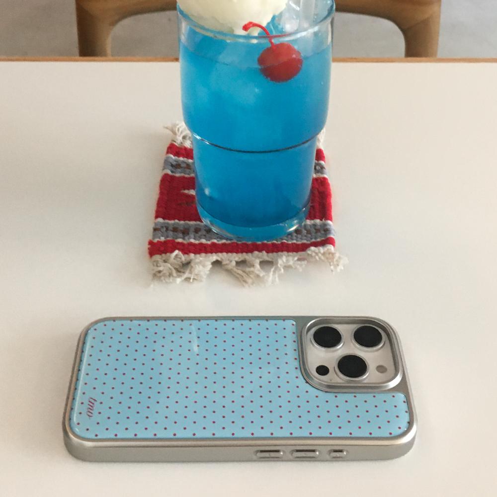 blueberryjam dot case