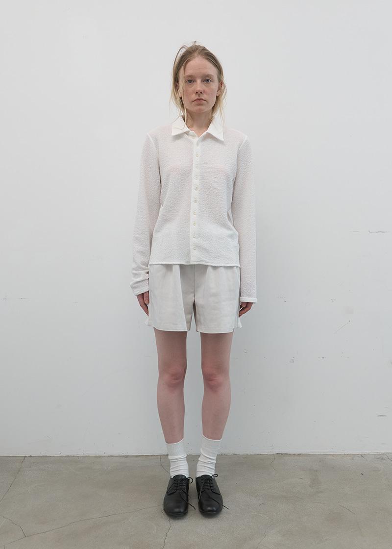 MINIMAL SHORTS IN DOVE