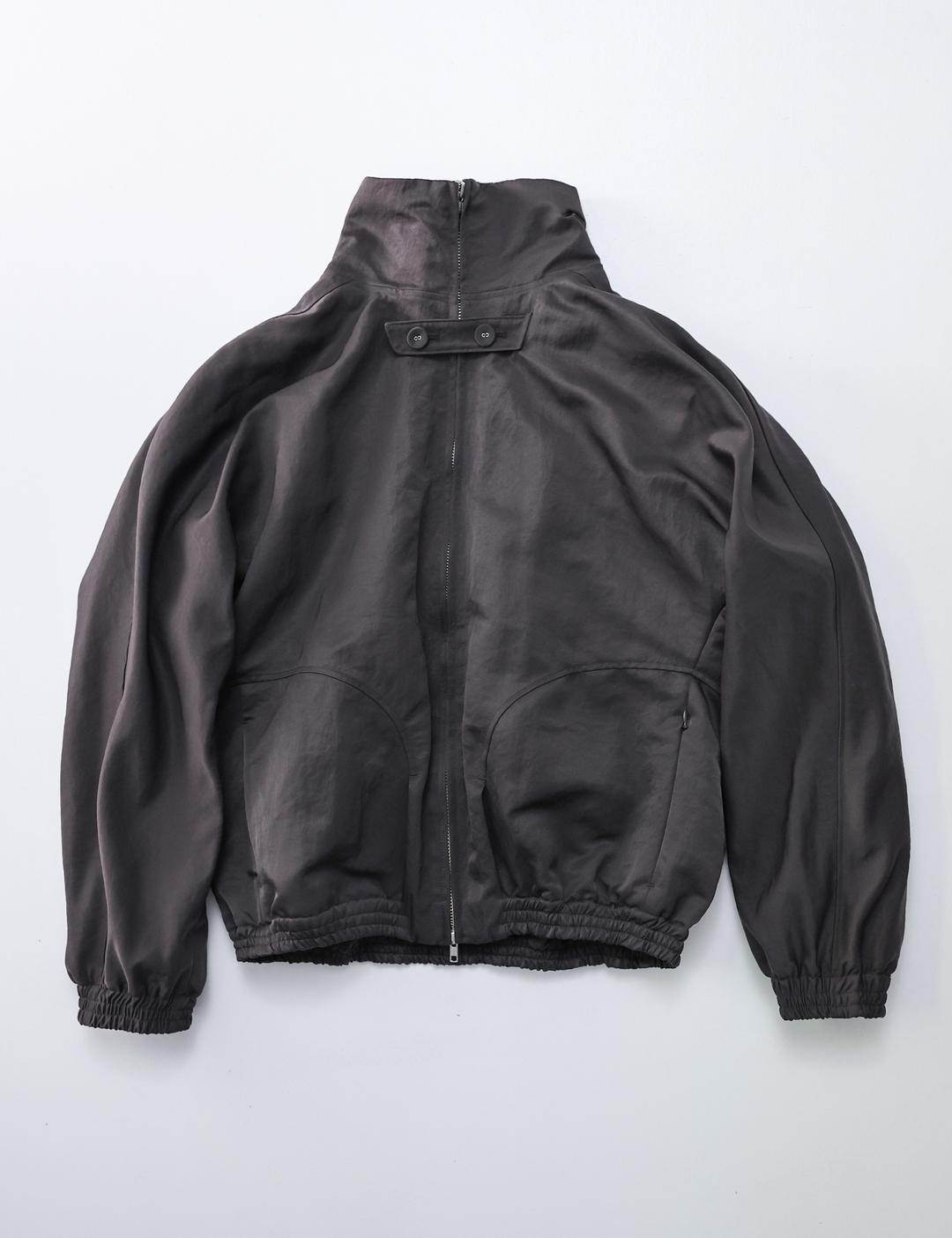 Wingbone pintuck bomber jacket (deep brown)