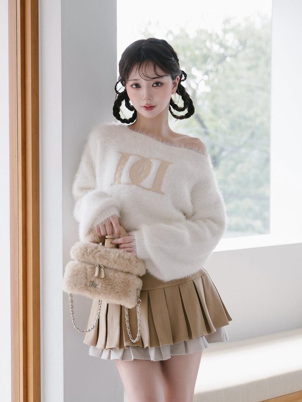 DDロゴワンショルニットトップス