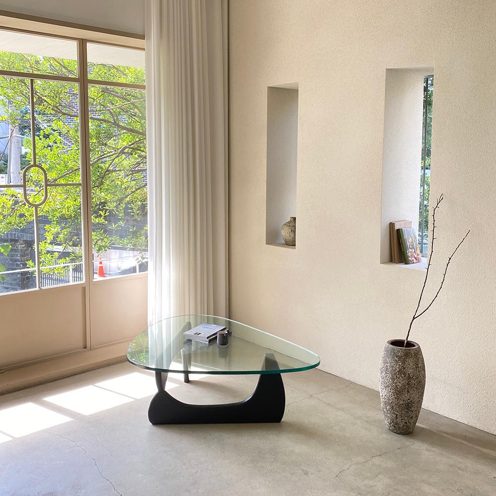 이사무노구치 커피 테이블 원목 [리퍼브 상품]