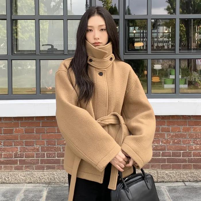 SIOT4167 헤어리 벨티드 하프 코트_Camel beige