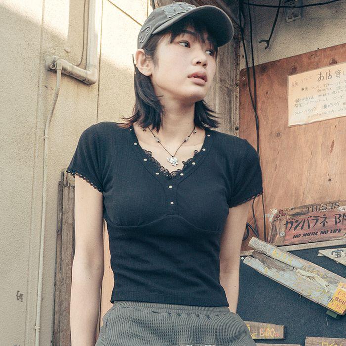 Lace studded top (Black)