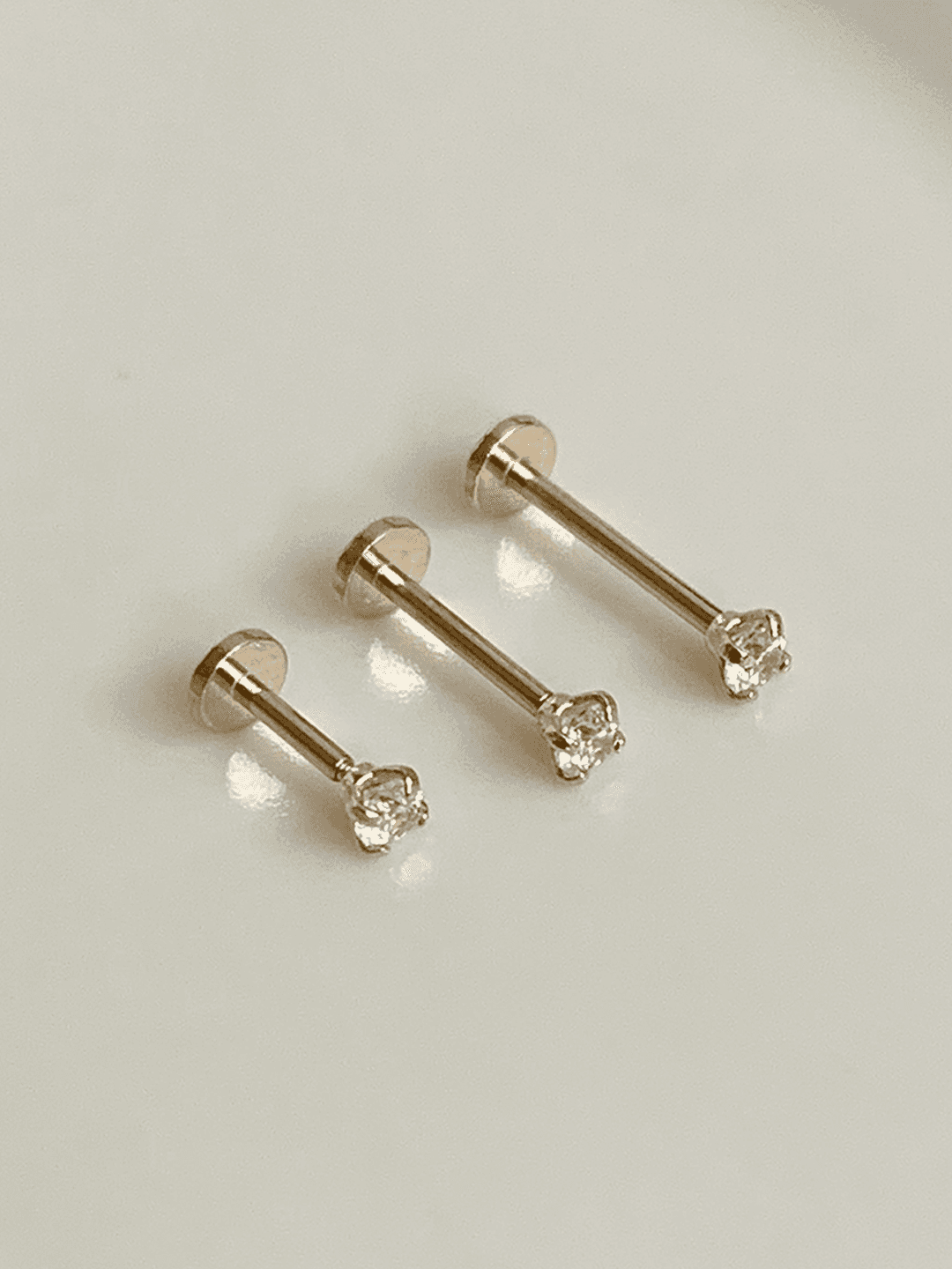 르앙 [BEST🏆]14k 베이직 인터널 큐빅 라블렛 피어싱 바 두께 0.8mm