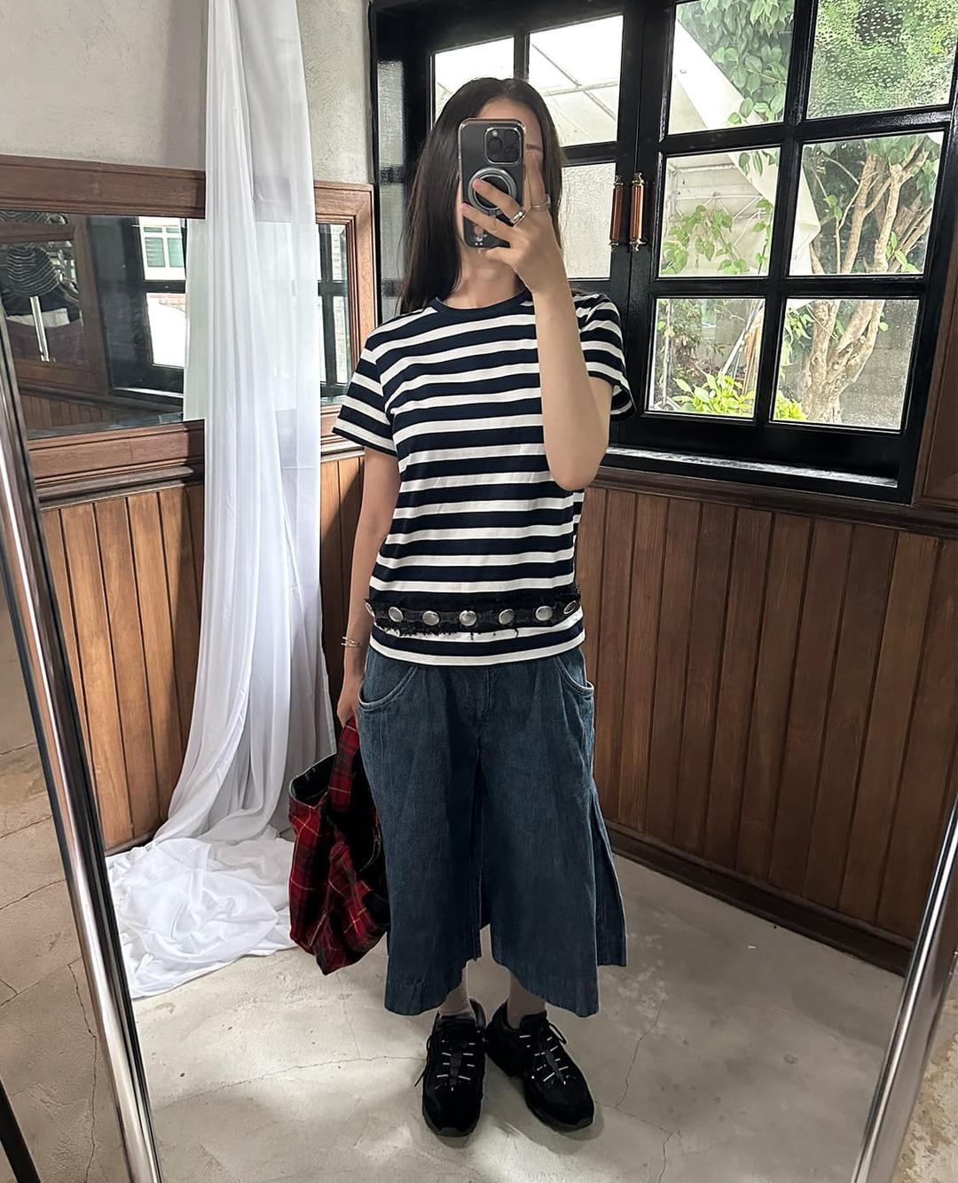 COMME DES GARCONS studded striped tee | 후루츠패밀리