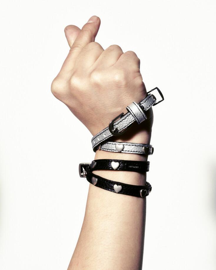 하트 스터드 쵸커 목걸이