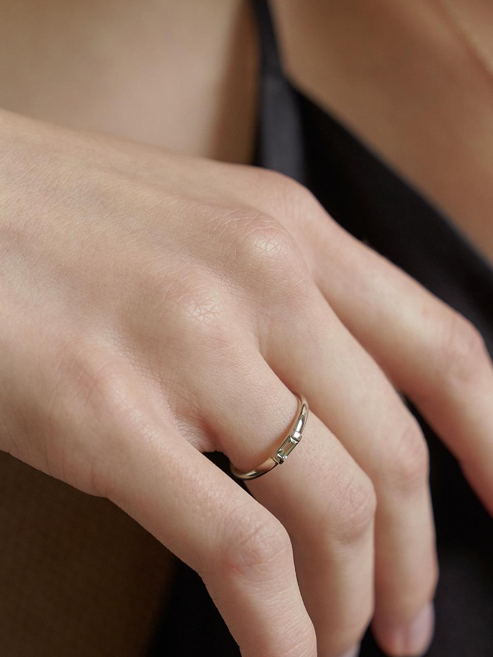 Classic Sapphire Ring