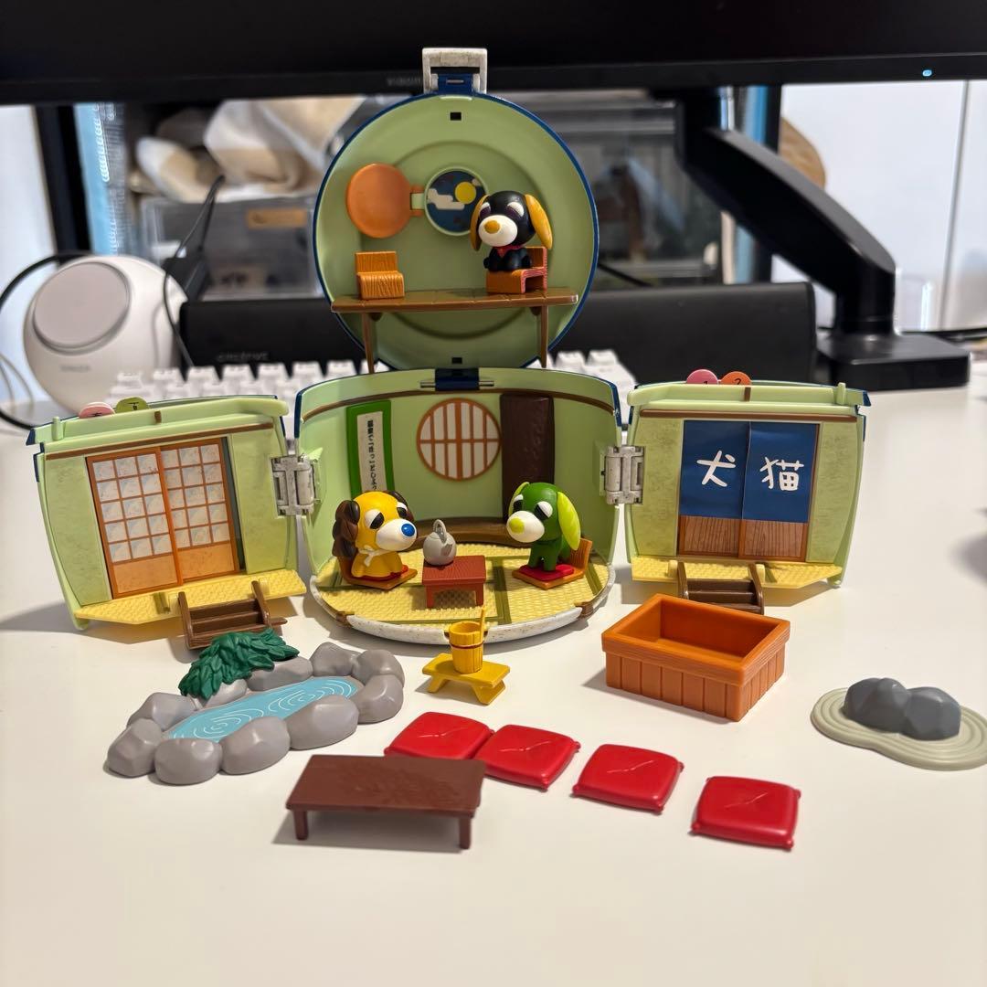 お茶犬ハウス　 急須型ミニチュアハウス　お茶犬