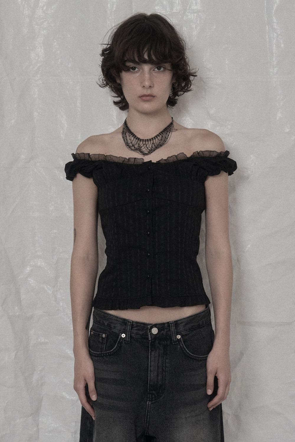 FRILL SHORT RUFFLE BLOUSE BLACK