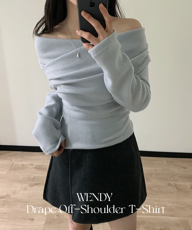 [1+1할인/폭닥 기모☃️/연말룩] 웬디 드레이프 셔링  랩 오프숄더기모 티셔츠 - 4color
