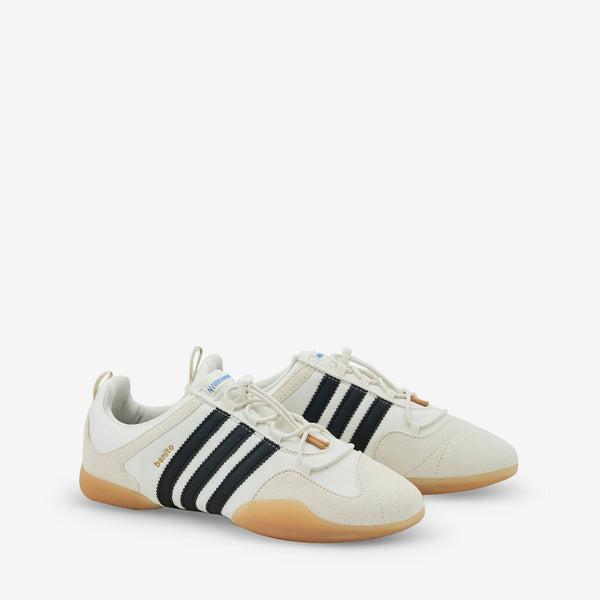 Bad Bunny x Ballerina Off White | Core Black | Gum