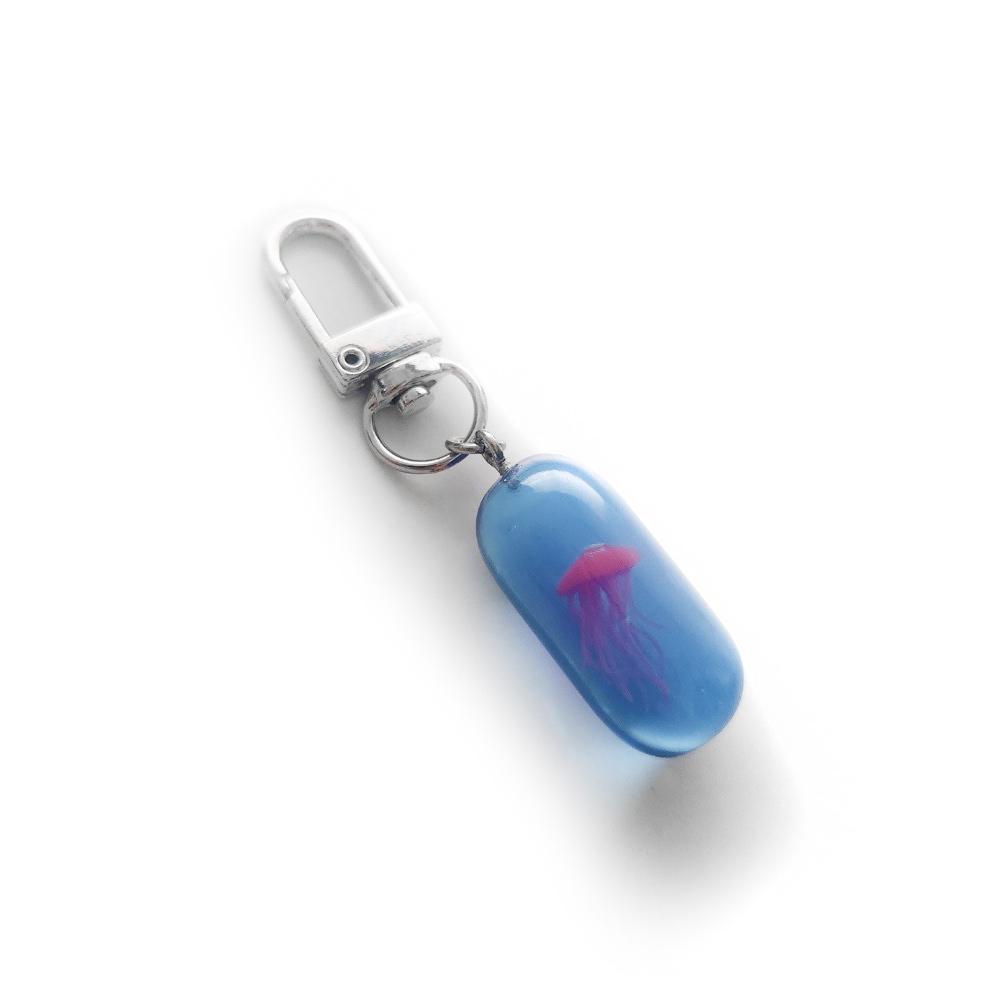 해파리 캡슐 Keyring