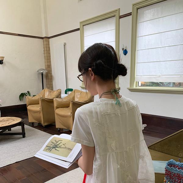 LE-ROUGE Butterfly Lace T