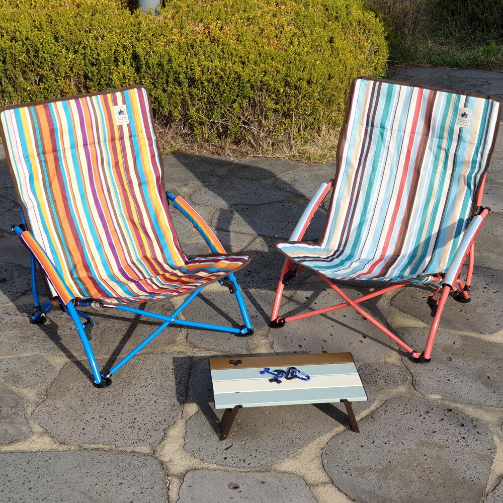 와이드 블루/레드 로우 캠핑의자