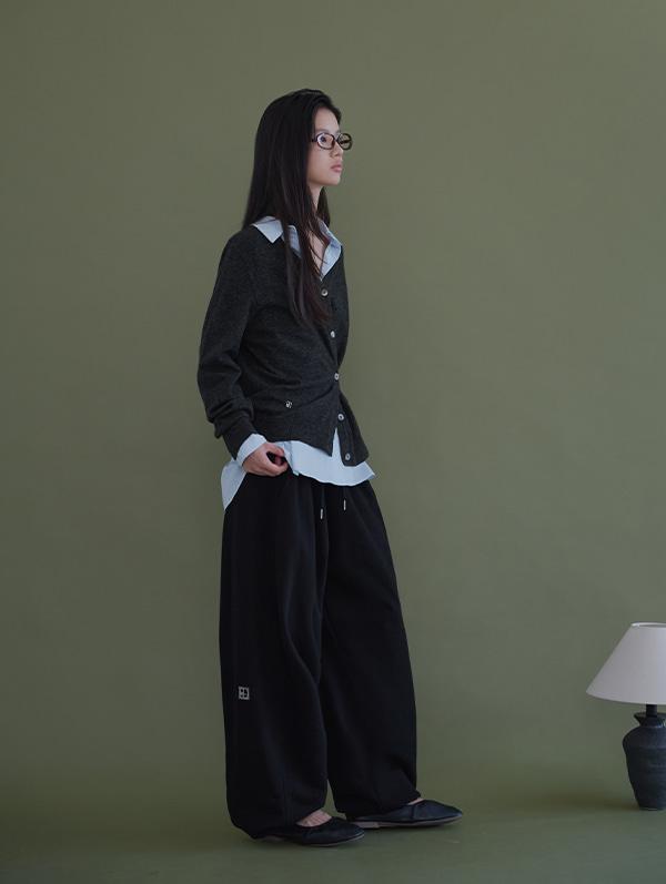 4th 예약주문 [ESSENTIAL] RIO JOGGER PANTS (BLACK)