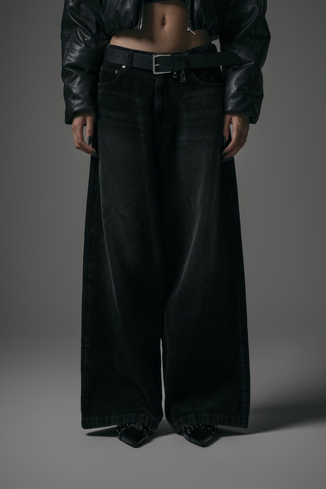 Washing Velour Corduroy Back Pocket Logo Pants [ Black ]