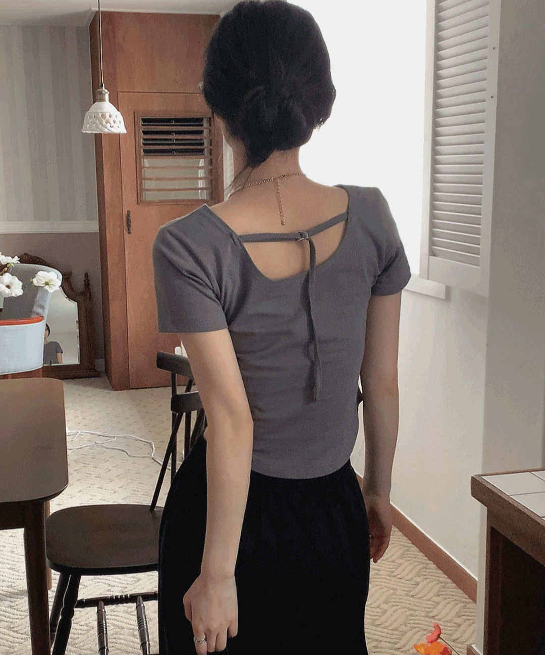 백 트임 스티치 끈 밑단 굴림 라운드 힙한 크롭 반팔 티 3col