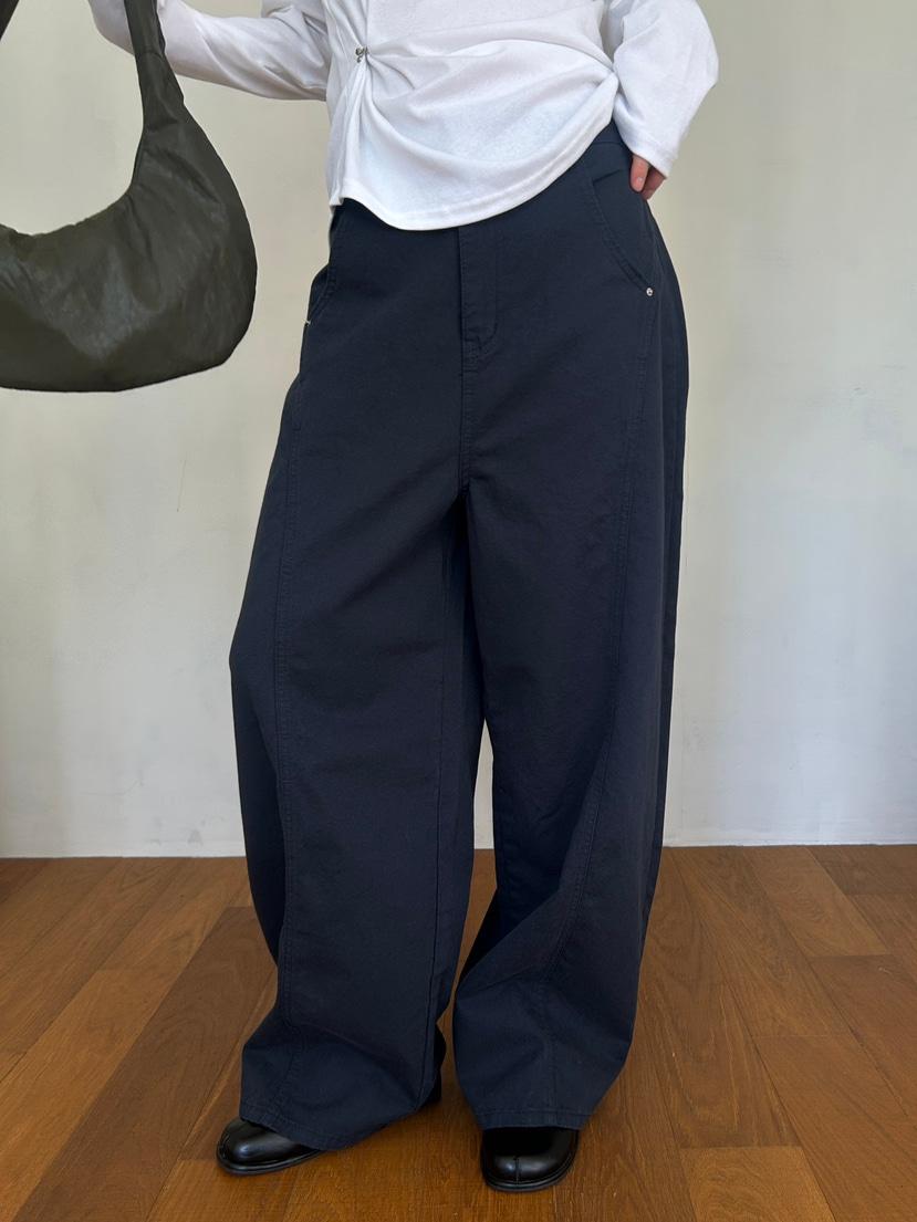 CURVED LINE PANTS (S,M,L)