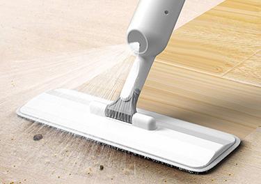 손에 물 안묻히게 해줄께~ 스프레이 청소기