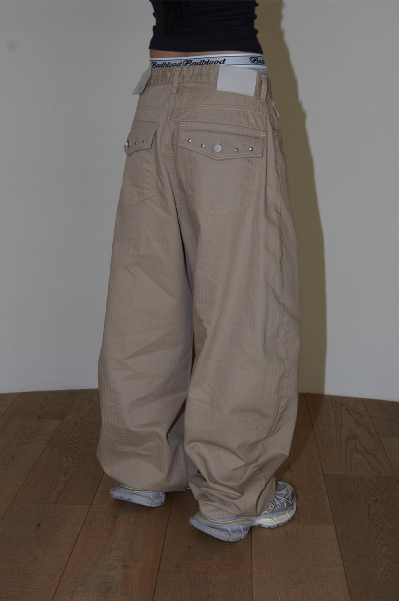 ABC BACK POCKET STUD PANTS