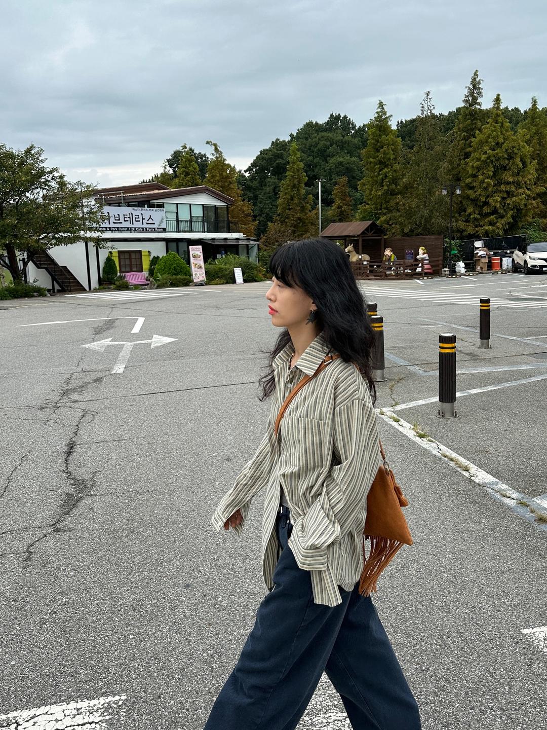 Stripe loosefit shirts / 스트라이프 셔츠 루즈핏 오버사이즈 오버핏 긴팔 셔츠 가을셔츠